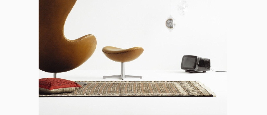 Sillón Egg con otomana